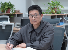张辉/中学物理高级教师、原启东中学教师